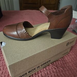 Clarks Brown Leather Heels